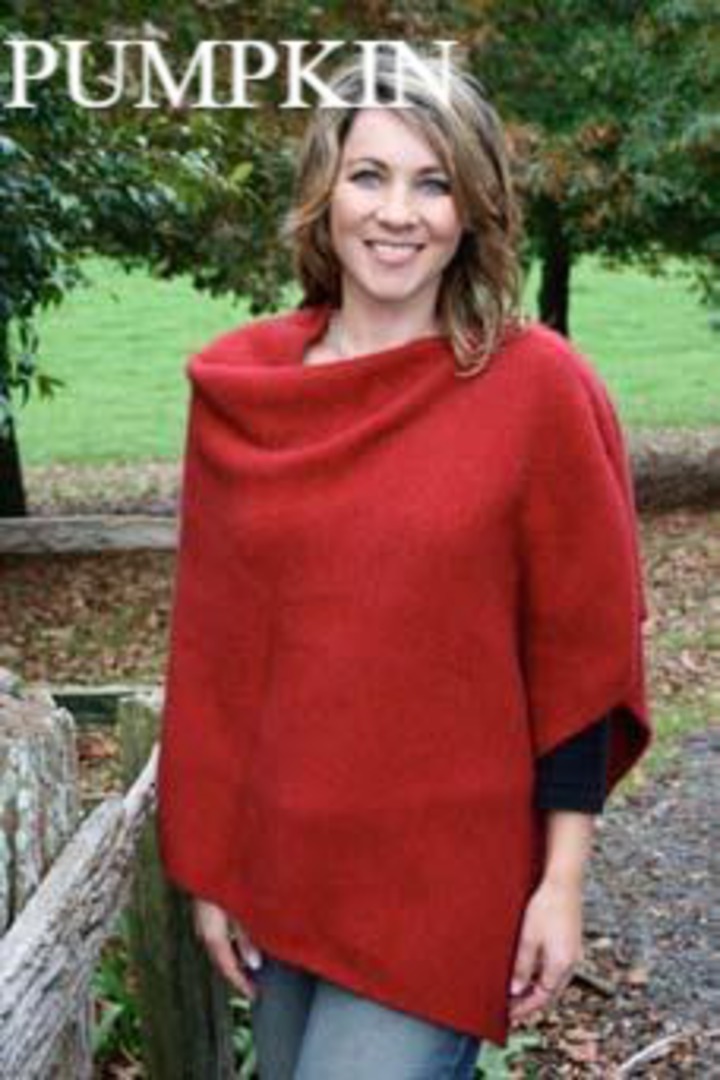 Lothlorian Merino Possum Zippered Wrap image 3